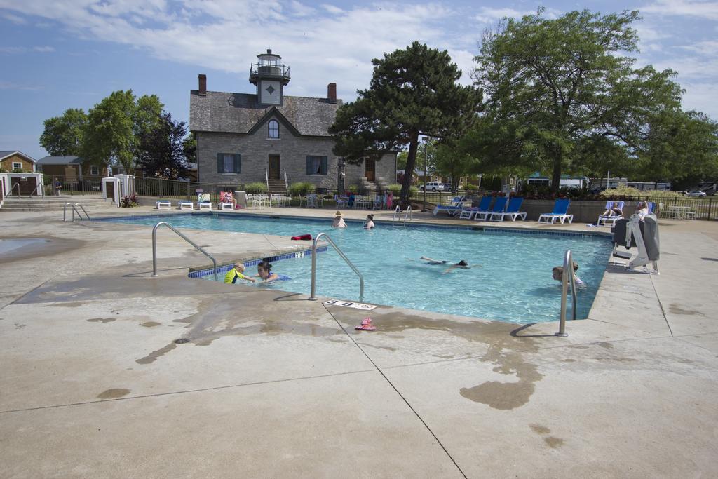 Cedar Point'S Lighthouse Point Hotel Sandusky Bagian luar foto