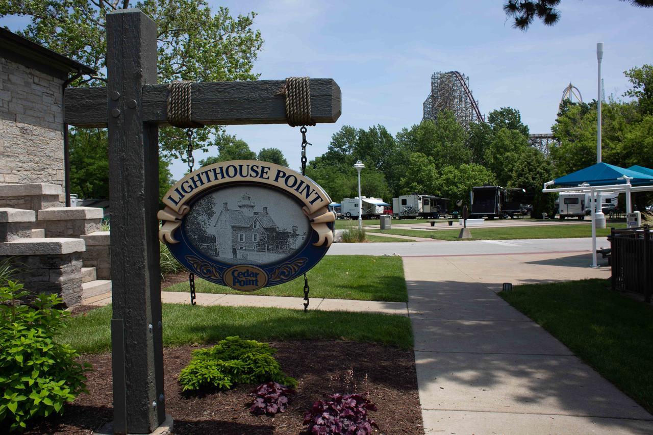 Cedar Point'S Lighthouse Point Hotel Sandusky Bagian luar foto